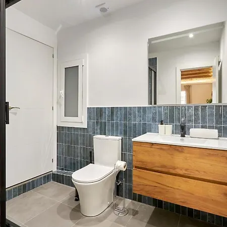 Ro Lively And Bright Apartment Next To Blai St Апартаменты